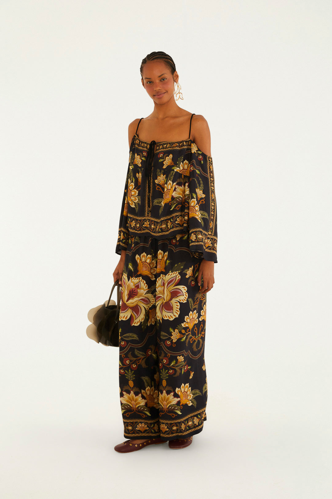 Conjunto Blusa e Calca Jardim Majestuoso