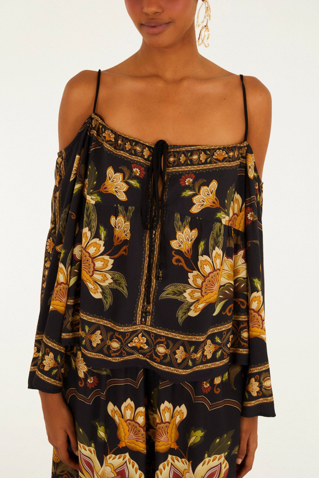 Conjunto Blusa e Calca Jardim Majestuoso